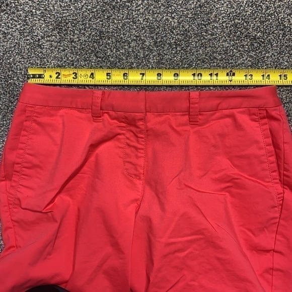 Nike Golf Dri-Fit Bermuda 2.0 Pink 9" Shorts Size 4 - Picture 10 of 10